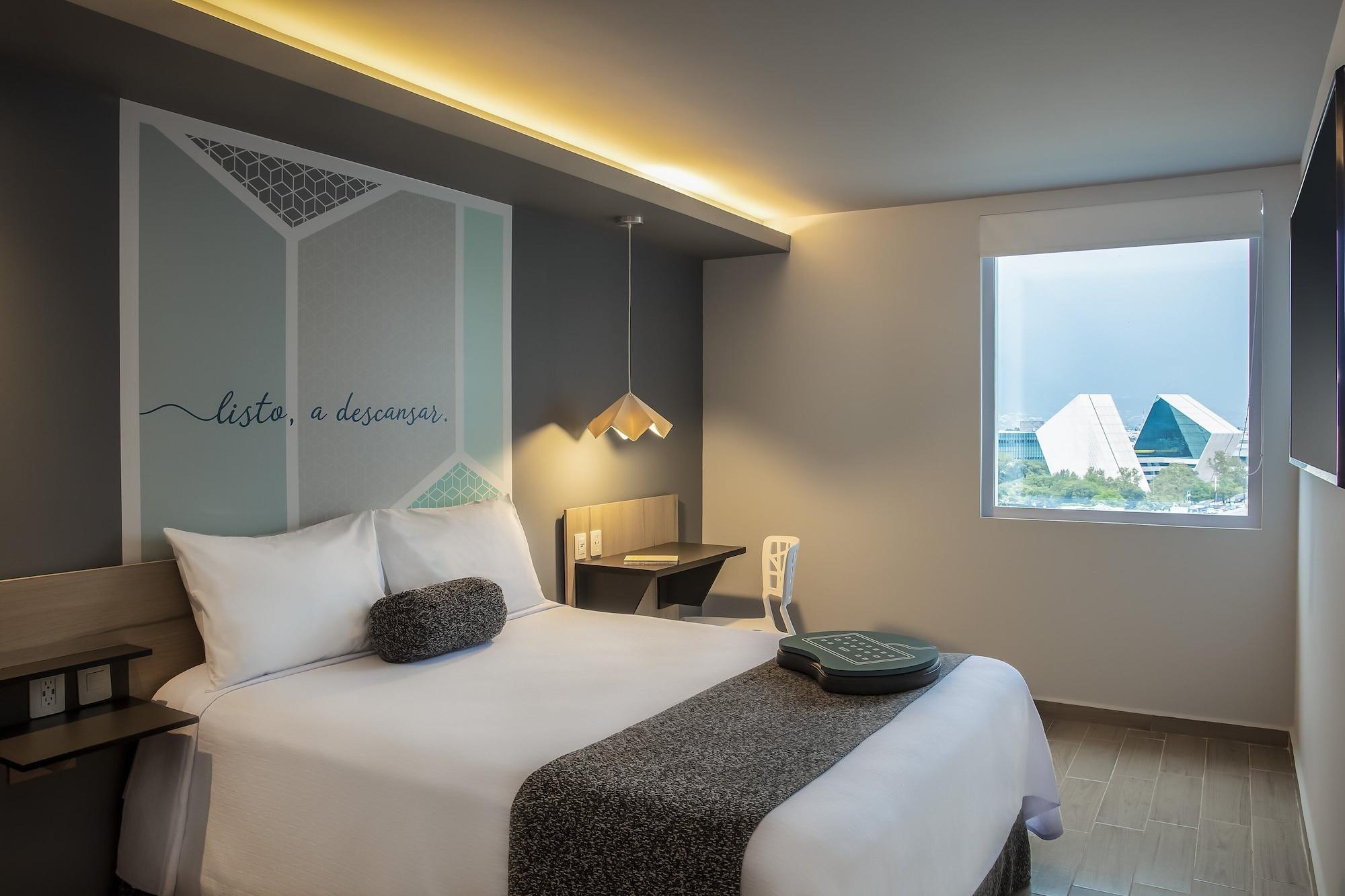 Hotel One San Luis Potosi Glorieta Juarez Exterior foto